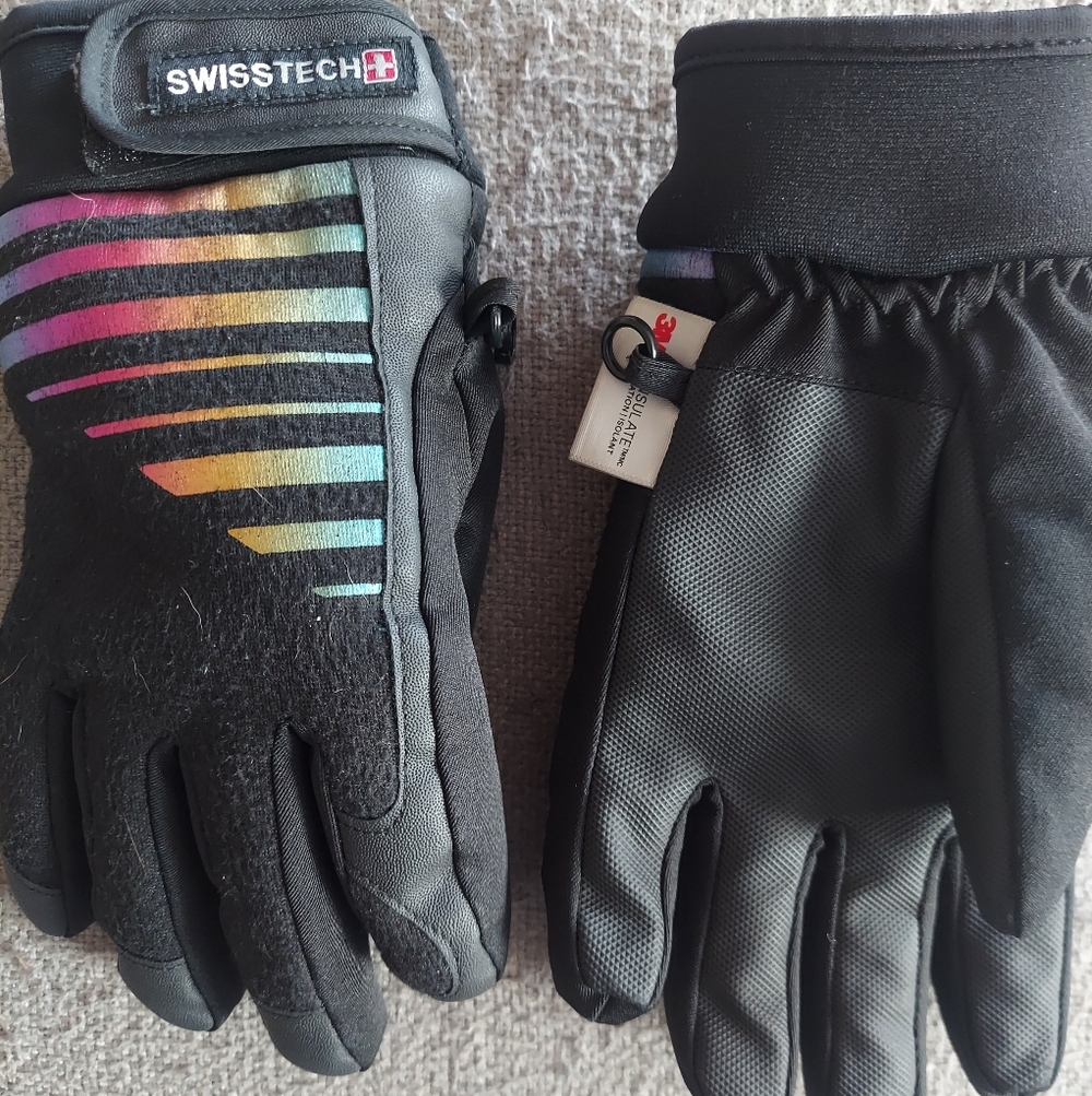 Swiss Tech Kids Gloves with Rainbow Stripes